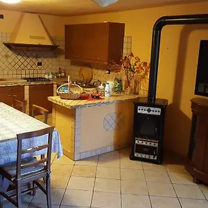 Michela , Monteforte dʼAlpone Italien